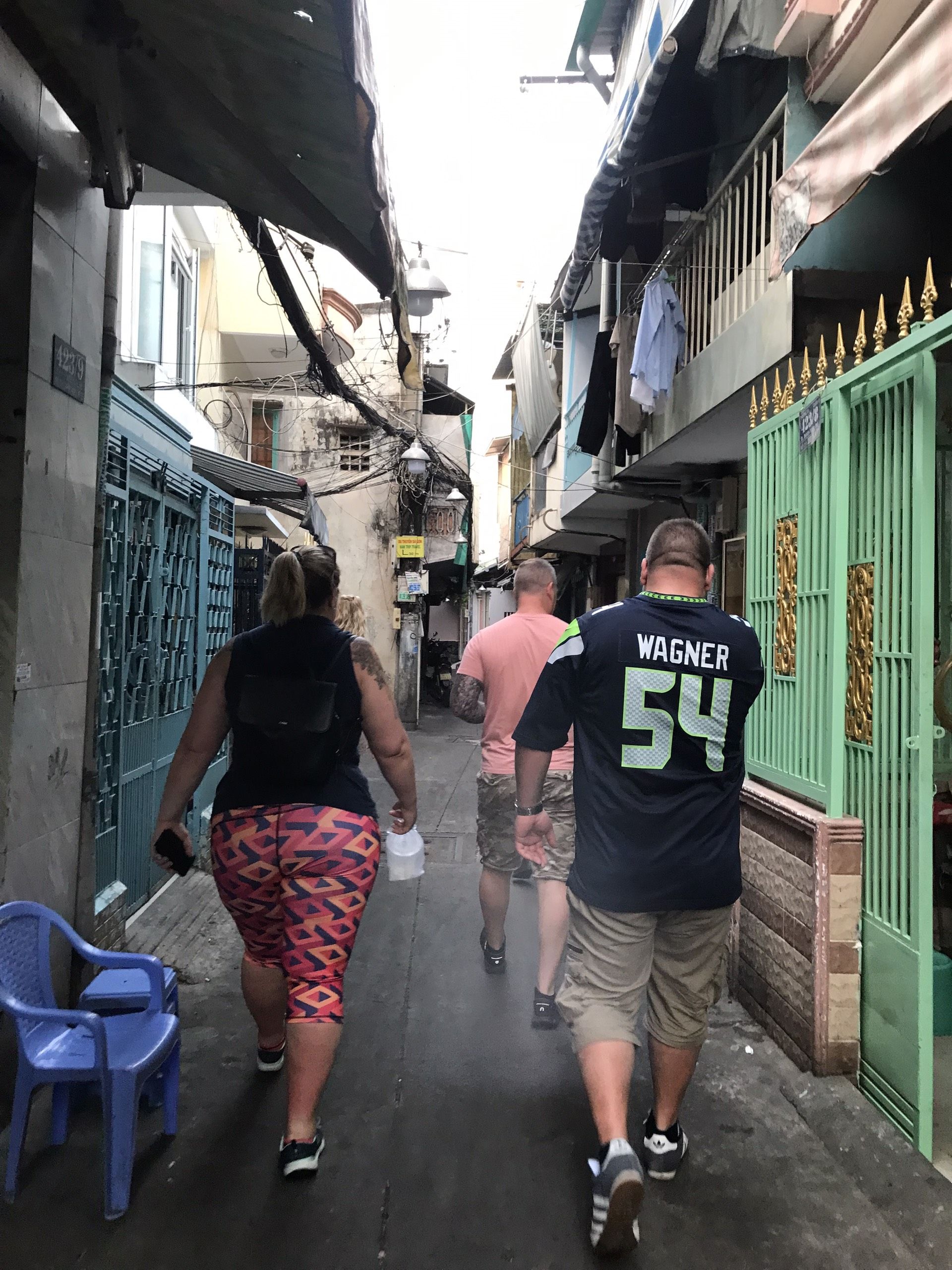 Saigonwalks - alley