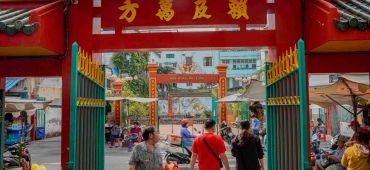 Saigon Walking Tour: Exploring the Rich Tapestry of District 5's Chinese Community